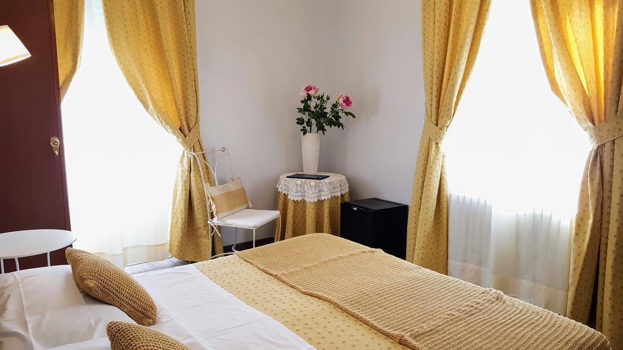 טורינו Hotel Ponte Sassi מראה חיצוני תמונה