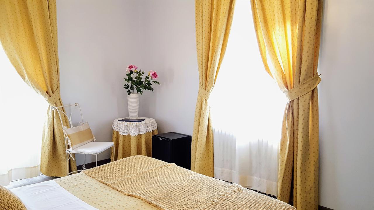 טורינו Hotel Ponte Sassi מראה חיצוני תמונה