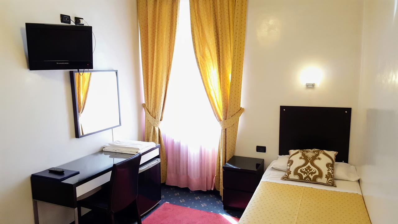 טורינו Hotel Ponte Sassi מראה חיצוני תמונה