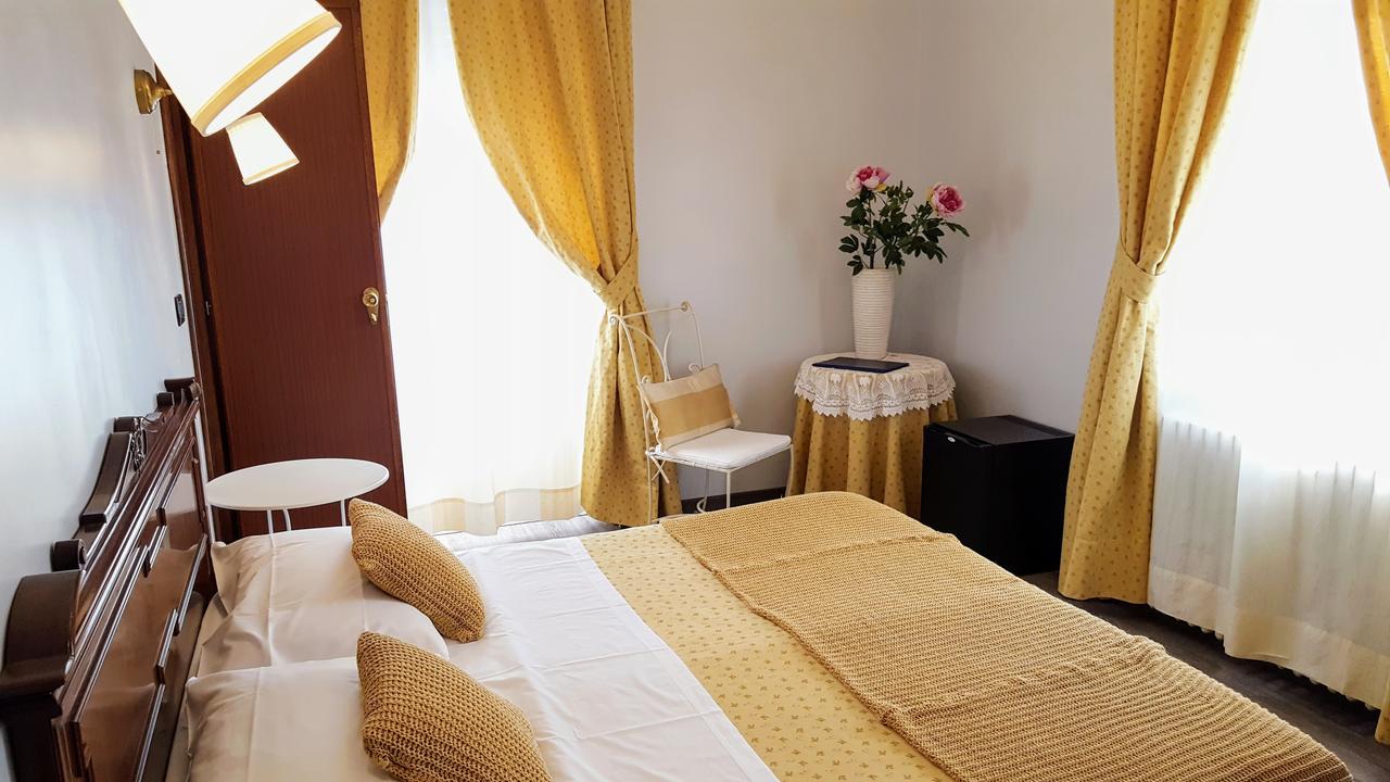 טורינו Hotel Ponte Sassi מראה חיצוני תמונה
